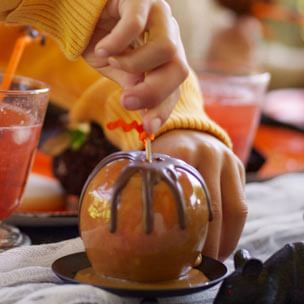 Caramel Apples Img97l