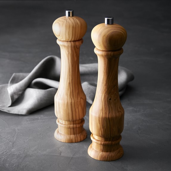 Williams Sonoma Traditional Walnut Wood Salt & Pepper Mills Williams Sonoma
