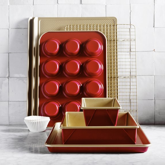 Williams Sonoma Red Goldtouch® Nonstick Rectangular Cake Pan Williams